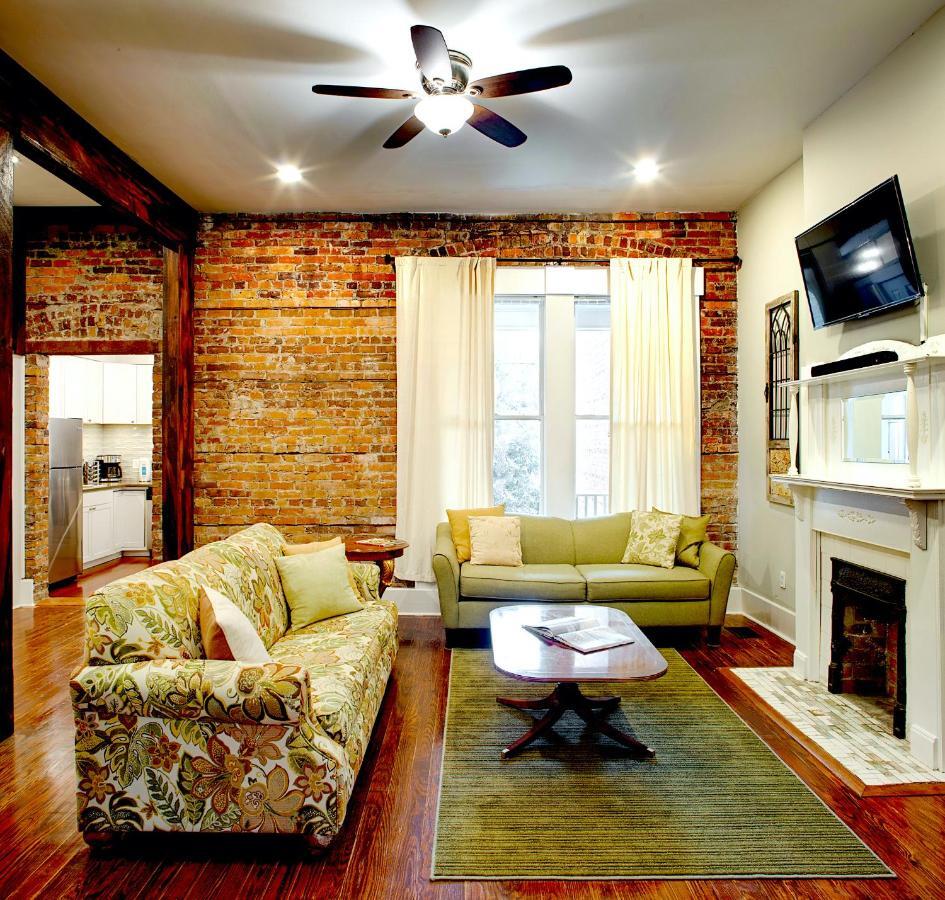 Newly Renovated Historic Savannah Townhome! Extérieur photo