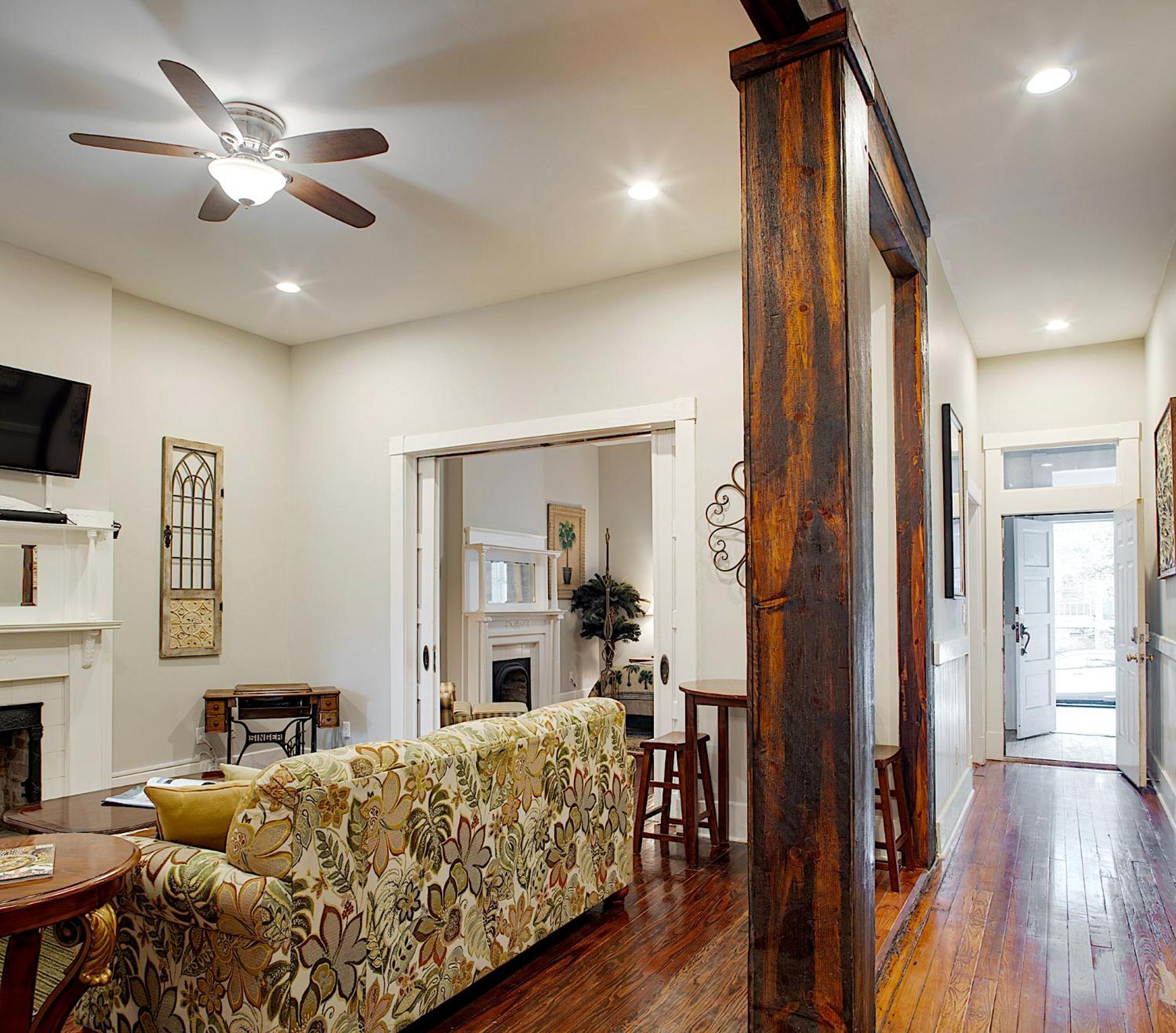 Newly Renovated Historic Savannah Townhome! Extérieur photo